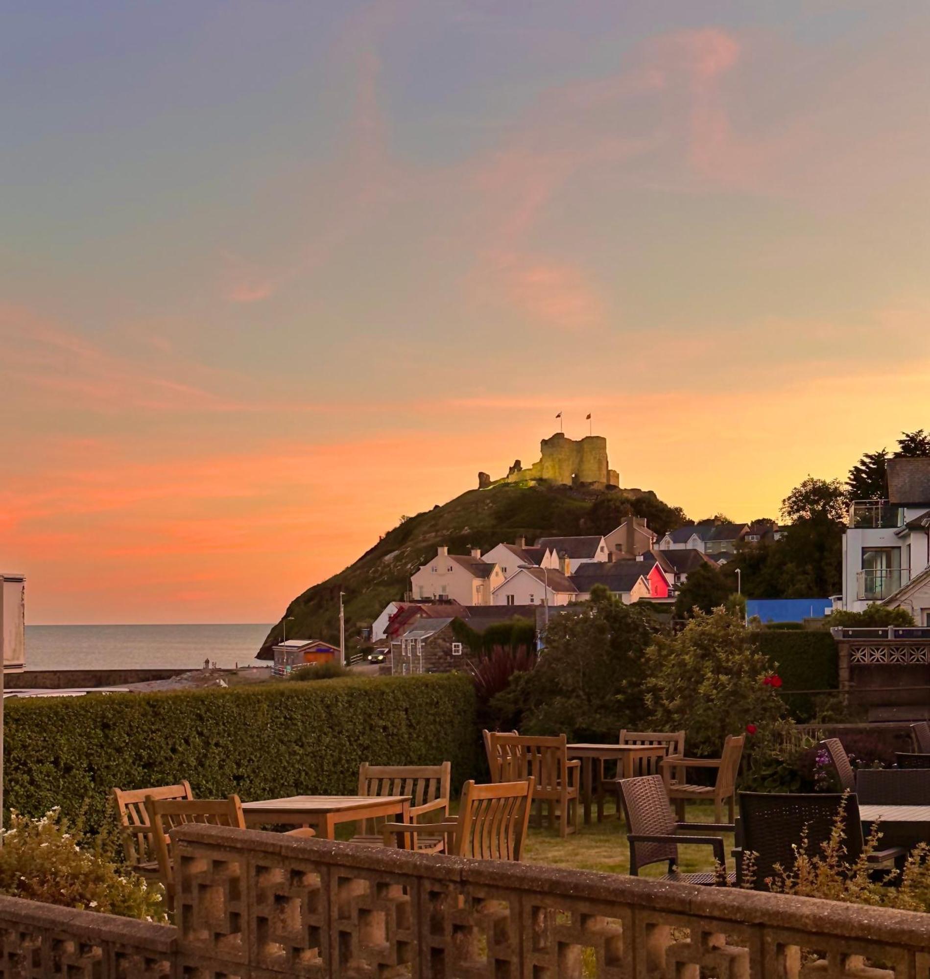 Caerwylan Hotel Criccieth Eksteriør bilde